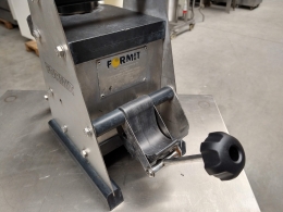 Potato peeler formit 